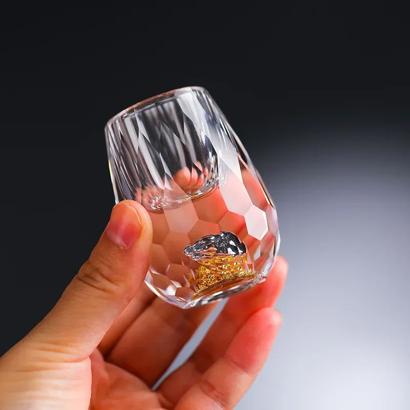 Kin Glas mit Goldakzent · 1+1 gratis