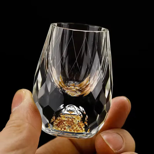Kin Glas mit Goldakzent · 1+1 gratis